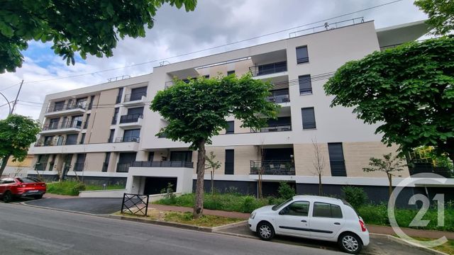 Appartement F3 à vendre - 3 pièces - 61.08 m2 - ST MAUR DES FOSSES - 94 - ILE-DE-FRANCE - Century 21 La Pie