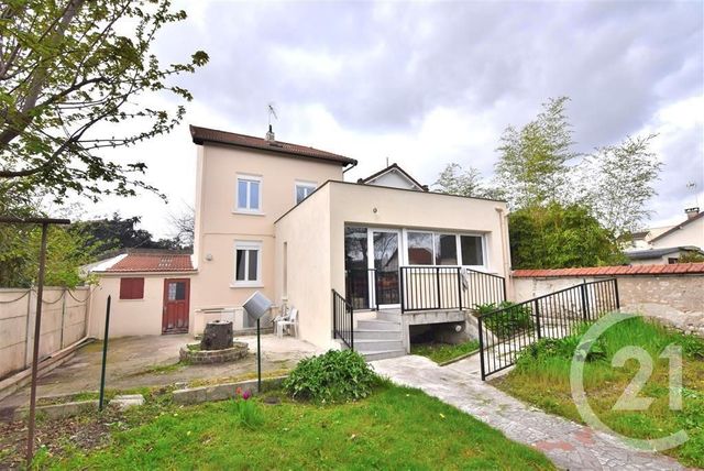 maison à vendre - 4 pièces - 111.35 m2 - ST MAUR DES FOSSES - 94 - ILE-DE-FRANCE - Century 21 La Pie